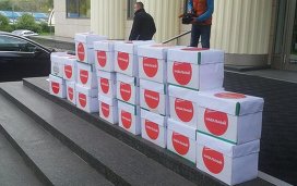 Коробки с исками Навального, подготовленными для подачи в суд