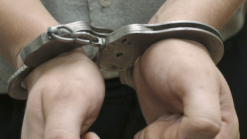 Суд в Твери арестовал мужчину, обвиняемого в возбуждении ненависти к полиции