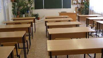Суд оштрафовал на 40 тыс руб бывшую учительницу, ударившую ученика