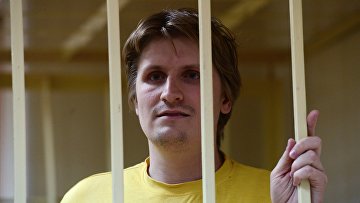 Угрожавший детям силовиков блогер Синица отказался признать вину