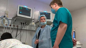 Кузнецова посетила детскую больницу в Казани, где находятся раненые школьники