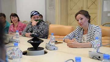 Кузнецова встретилась с родственниками российских детей, находящихся в Сирии