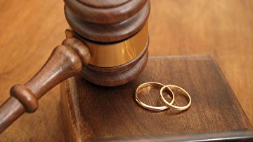Жительница Курганской области получила условный срок за фиктивный брак с мигрантом