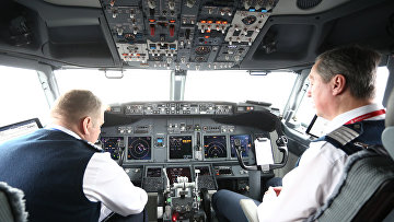 ВС запретил лицам старше 65 лет выполнять функции пилота на зарубежных рейсах