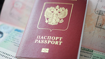 ВЦИОМ: более 90% россиян не хотят уезжать жить за границу